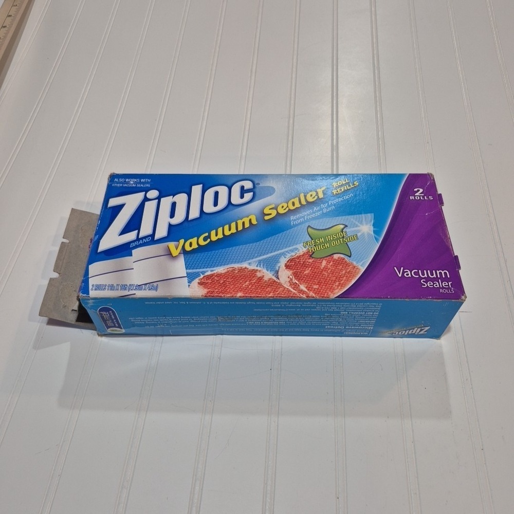 Ziploc Vacuum Sealer Refill Roll 11" x 87"  *OPEN BOX